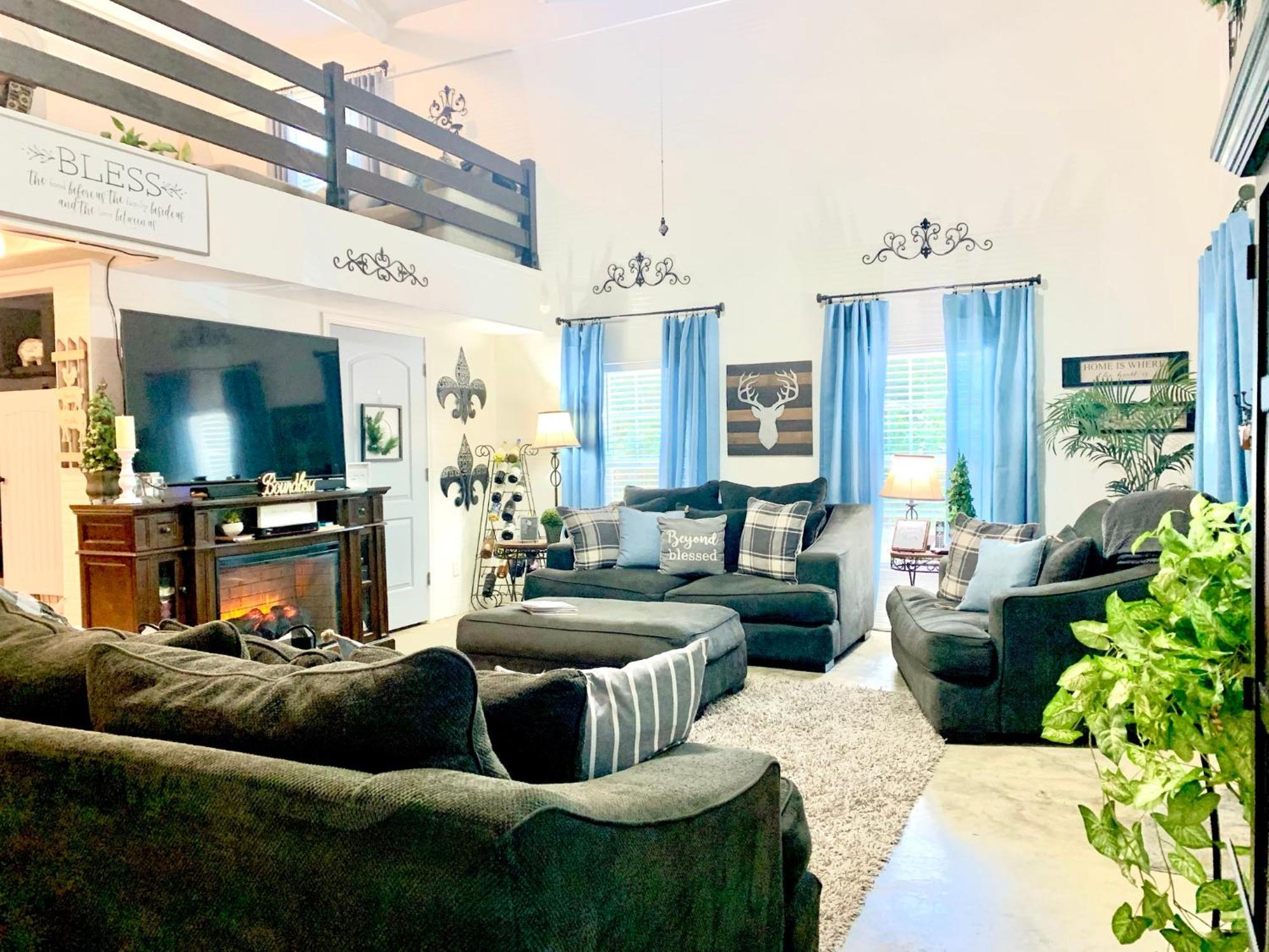 Platt A Tranquil Retreat Loaded With Ambiance! Sleeps 10ヴィラ エクステリア 写真