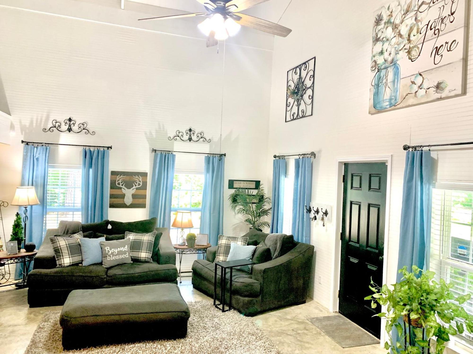 Platt A Tranquil Retreat Loaded With Ambiance! Sleeps 10ヴィラ エクステリア 写真