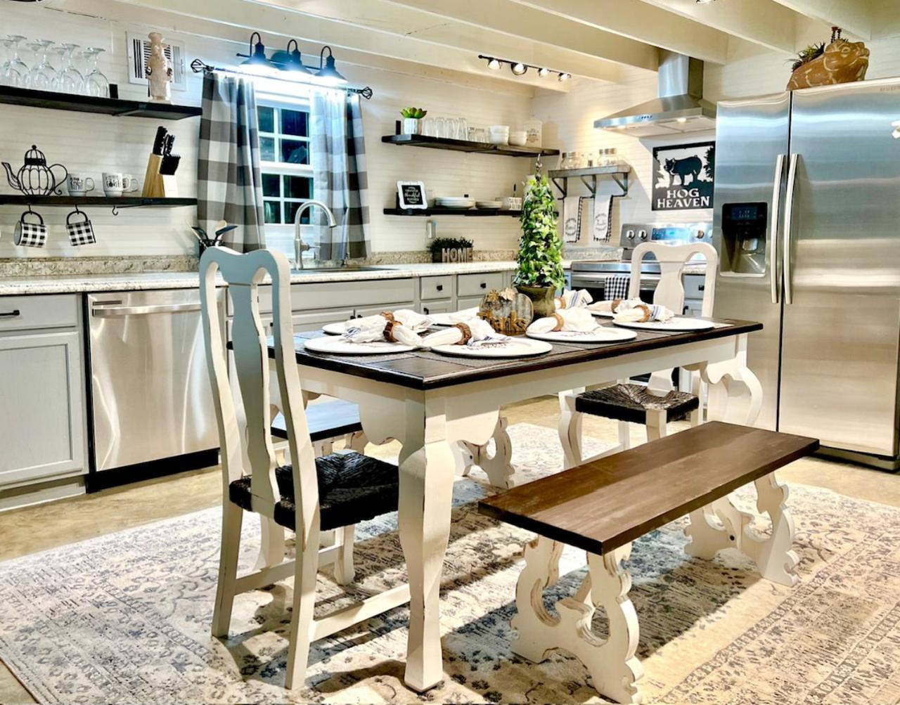 Platt A Tranquil Retreat Loaded With Ambiance! Sleeps 10ヴィラ エクステリア 写真