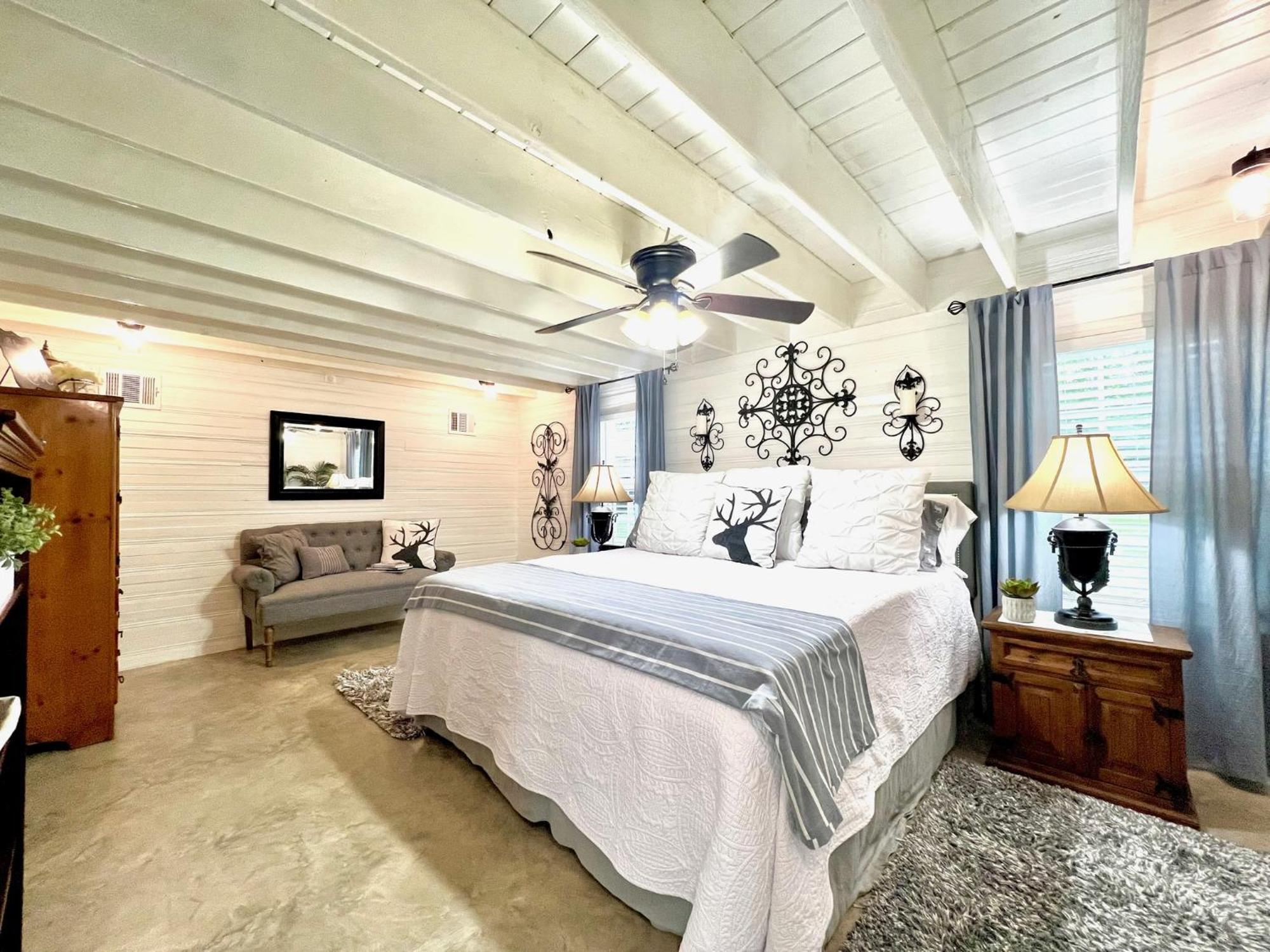 Platt A Tranquil Retreat Loaded With Ambiance! Sleeps 10ヴィラ エクステリア 写真